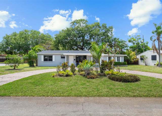 Property at 1100 N 31st Ct, Hollywood, FL 33021, 3 beds, 2 baths