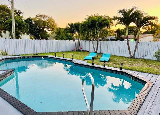 Property at 3338 Taft St, Hollywood, FL 33021, 4 beds, 3 baths