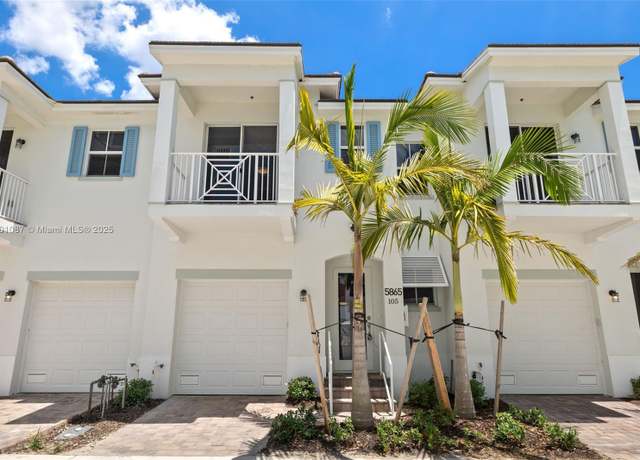 Property at 5865 E Shell Cove Dr #105, Cape Coral, FL 33914, 3 beds, 2.5 baths