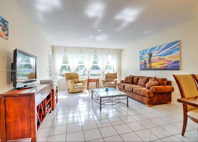 Property at 850 NE 12th Ave #210, Hallandale Beach, FL 33009, 1 bed, 1.5 baths