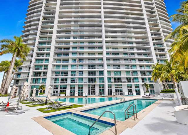 Property at 90 SW 3rd St #2509, Miami, FL 33130, 2 beds, 2 baths