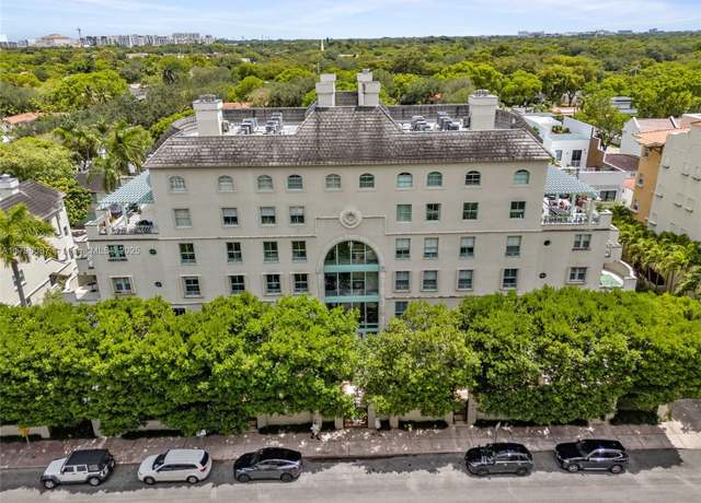 Property at 614 Valencia Ave #103, Coral Gables, FL 33134, 2 beds, 2.5 baths
