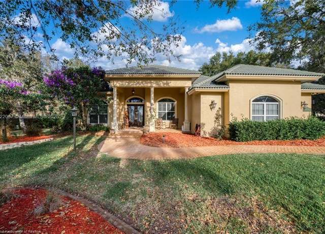 Property at 3859 Enchanted Oaks Ln, Sebring, FL 33875, 3 beds, 3.5 baths