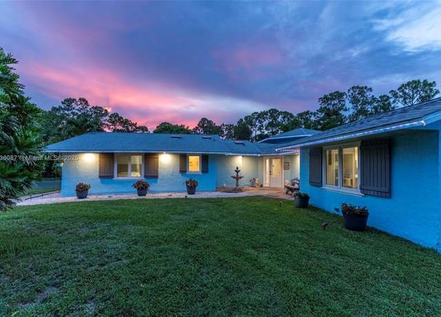 Property at 10709 N 159th Ct N, Jupiter, FL 33478, 3 beds, 2.5 baths