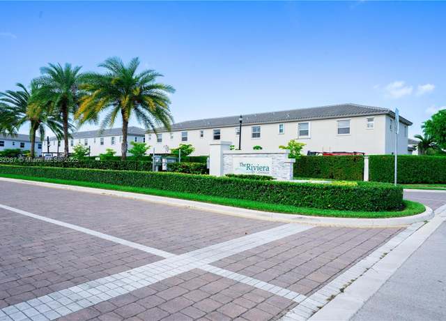Property at 1587 SE 26th Rd, Homestead, FL 33035, 3 beds, 2.5 baths