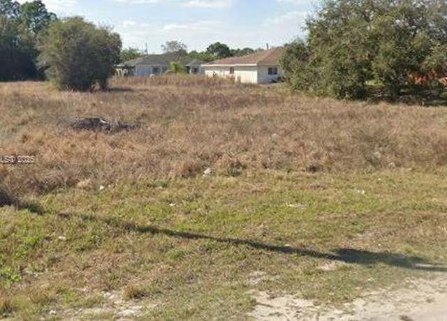 Property at 334 Gretchen Ave S, Lehigh Acres, FL 33973