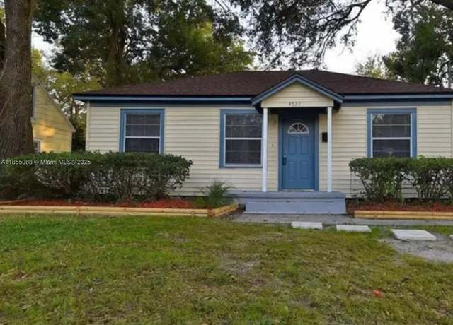 Property at 4522 Kingsbury, FL 32205, 3 beds, 2 baths