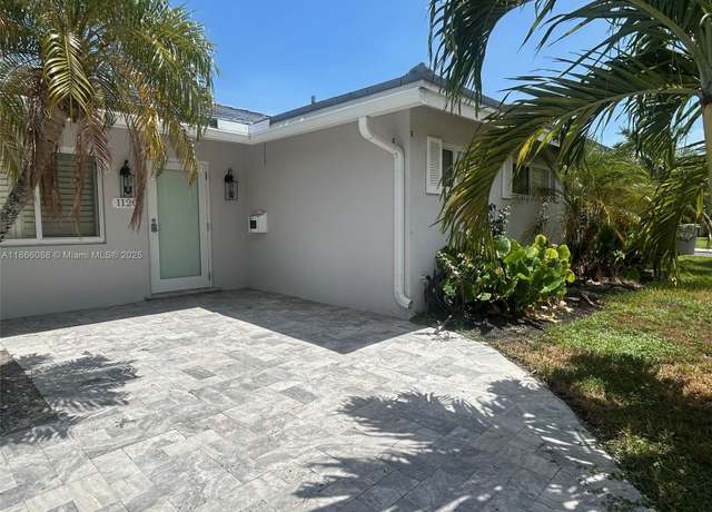 Property at 1120 SE 6th Ter, Pompano Beach, FL 33060, 3 beds, 3 baths