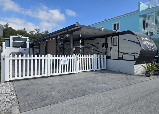 Property at 325 Calusa Street Lot 353, Key Largo, FL 33037, 2 beds, 1 bath