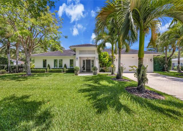 Property at 7495 SW 105th Ter, Pinecrest, FL 33156, 5 beds, 4 baths