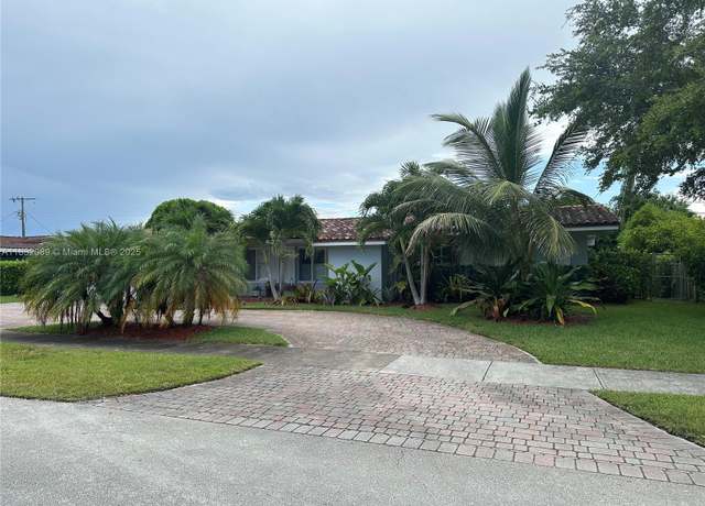 Property at 8821 SW 87th St, Miami, FL 33173, 4 beds, 2 baths