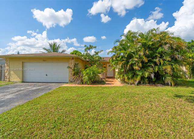 Property at 7821 NW 45th St, Lauderhill, FL 33351, 4 beds, 2 baths