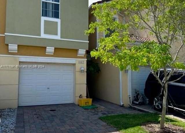 Property at 882 Pipers Cay Dr #149, West Palm Beach, FL 33415, 3 beds, 2.5 baths