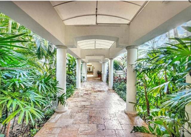 Property at 3900 Island Blvd Unit B308, Aventura, FL 33160, 4 beds, 3 baths