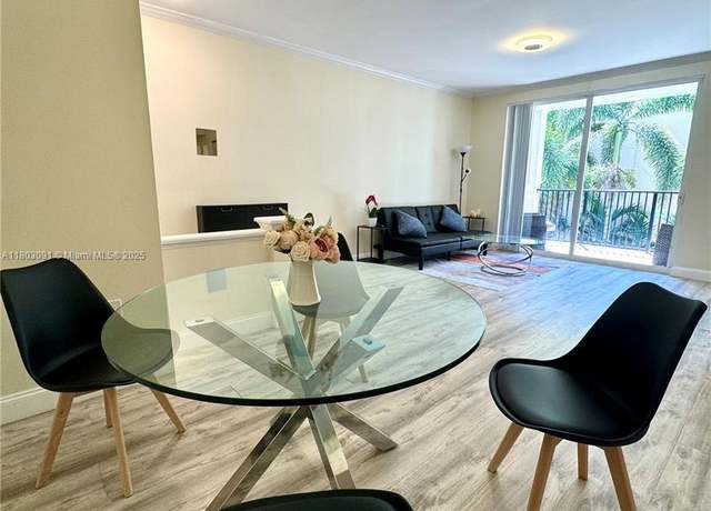 Property at 17150 N Bay Rd #2419, Sunny Isles Beach, FL 33160, 1 bed, 1 bath