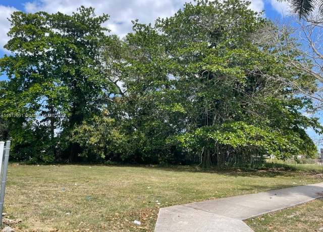Property at 100XX Hibiscus St, Unincorporated Dade, FL 33157