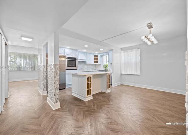Property at 20441 NE 30th Ave Unit 320-9, Aventura, FL 33180, 3 beds, 2 baths
