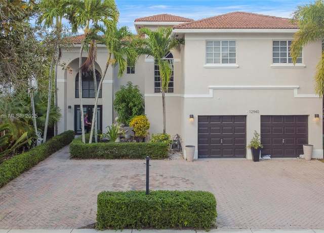 Property at 12940 SW 142nd Ter, Miami, FL 33186, 3 beds, 2.5 baths