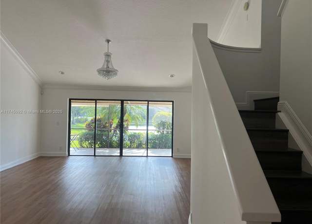 Property at 8639 Eagle Run Dr #11, Boca Raton, FL 33434, 3 beds, 2.5 baths