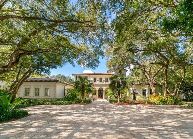 Property at 9500 SW 62nd Ct, Pinecrest, FL 33156, 9 beds, 8.5 baths