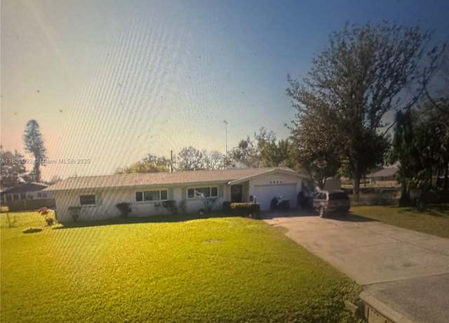 Property at 2804 61st St E, Other City - In The State Of Florida, FL 34221, 3 beds, 2 baths