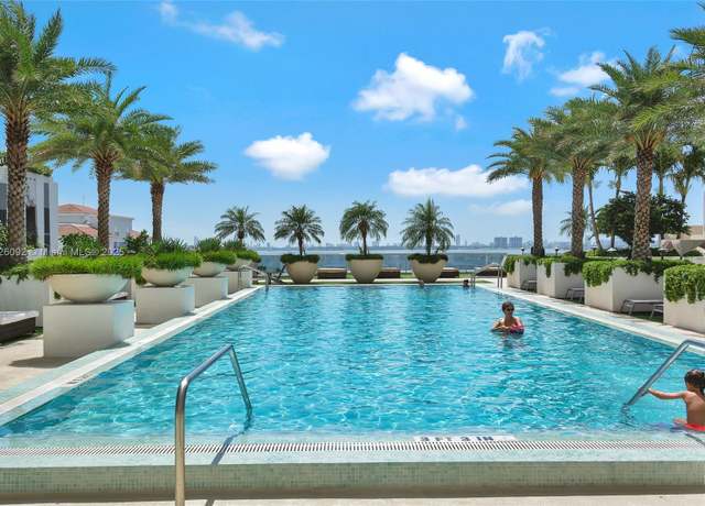 Property at 600 NE 27th St #1105, Miami, FL 33137, 3 beds, 2.5 baths