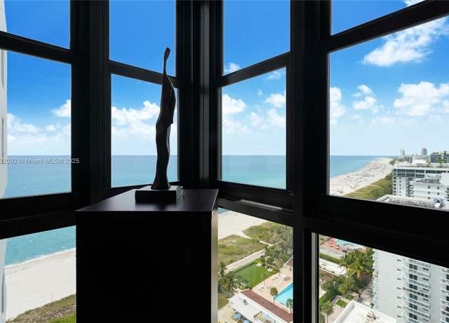 Property at 2555 Collins Ave Ph 114, Miami Beach, FL 33140, 1 bed, 1.5 baths