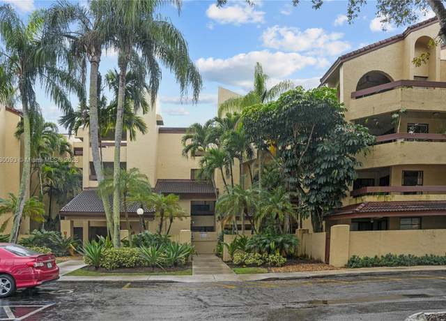 Property at 9285 SW 125th Ave #103, Miami, FL 33186, 3 beds, 2 baths