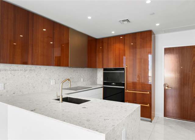Property at 2678 Tigertail Ave #612, Miami, FL 33133, 1 bed, 1 bath