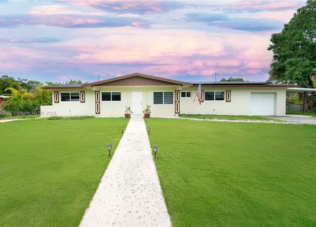Property at 27441 SW 165th Ave, Homestead, FL 33031, 4 beds, 2 baths