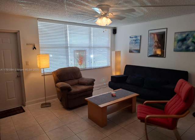 Property at 9081 Sunrise Lks #105, Sunrise, FL 33322, 1 bed, 1 bath