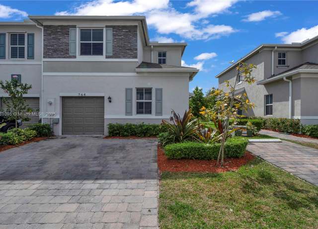 Property at 764 SE 19th St #764, Homestead, FL 33034, 4 beds, 3 baths