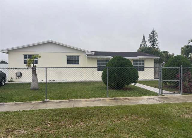 Property at 29824 SW 148th Ave, Homestead, FL 33033, 4 beds, 2 baths