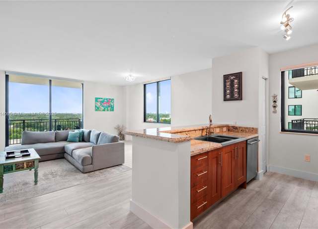 Property at 1300 Ponce De Leon Blvd #1009, Coral Gables, FL 33134, 2 beds, 2.5 baths