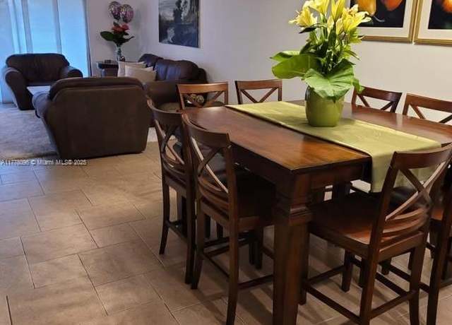 Property at 3926 Estepona Ave Unit 7D2, Doral, FL 33178, 2 beds, 3 baths