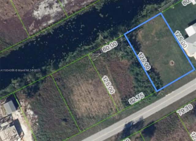 Property at 370 Parker St NE, Lake Placid, FL 33852