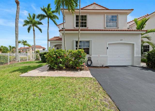 Property at 1115 SW 180th Ter, Pembroke Pines, FL 33029, 3 beds, 2.5 baths