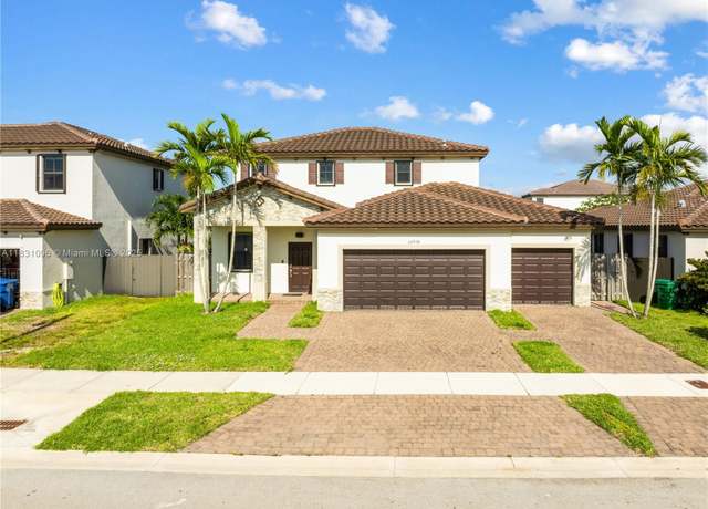 Property at 22938 SW 128th Pl, Miami, FL 33170, 5 beds, 3.5 baths