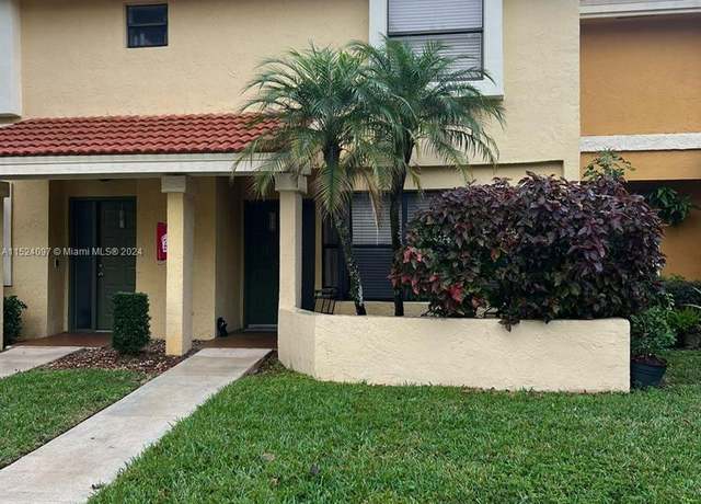 Property at 3726 Coral Tree Cir #3726, Coconut Creek, FL 33073, 2 beds, 2.5 baths