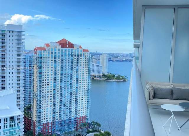 Property at 1300 Brickell Bay Dr #3501, Miami, FL 33131, 2 beds, 2.5 baths