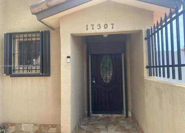 Property at 17307 SW 115 Ave, Miami, FL 33157, 4 beds, 3 baths