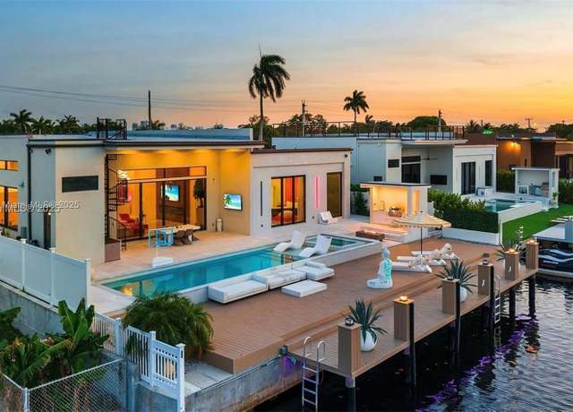 Property at 2225 NE 19th St, Fort Lauderdale, FL 33305, 4 beds, 5 baths