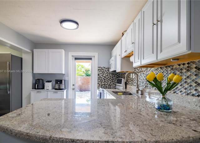 Property at 2950 NE 11th Ave, Pompano Beach, FL 33064, 3 beds, 1 bath