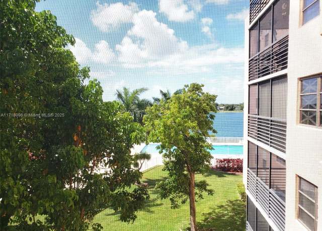 Property at 20840 San Simeon Way #403, Miami, FL 33179, 1 bed, 1.5 baths