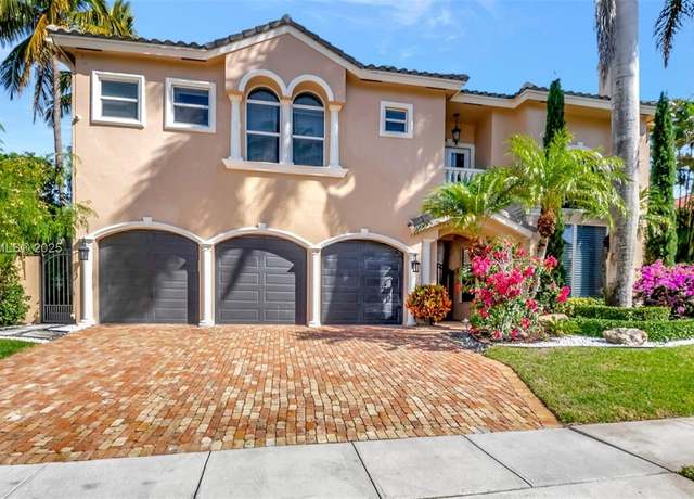 Property at 375 SW 16th St, Boca Raton, FL 33432, 5 beds, 4 baths