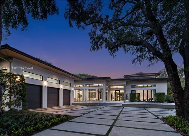 Property at 9505 SW 63rd Ct, Pinecrest, FL 33156, 5 beds, 7 baths