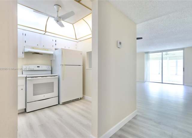 Property at 6870 Royal Palm Blvd Unit 210M, Margate, FL 33063, 1 bed, 1.5 baths