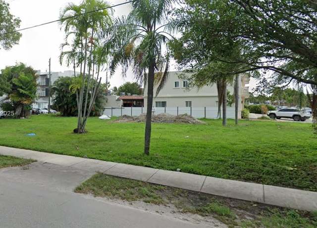 Property at 1700 Mayo St, Hollywood, FL 33020