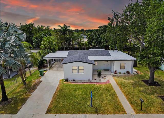 Property at 1550 NE 11th St, Homestead, FL 33033, 4 beds, 2 baths