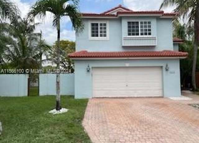 Property at 10639 NW 7th St, Pembroke Pines, FL 33026, 3 beds, 2.5 baths